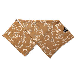 Pre-Owned CHANEL Tan & White 100% Wool Reversible Scarf